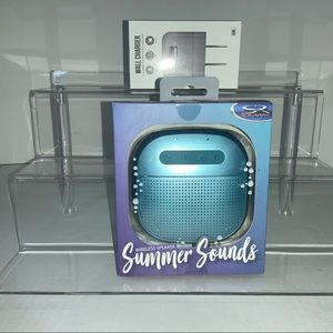 Bluetooth mini speakers